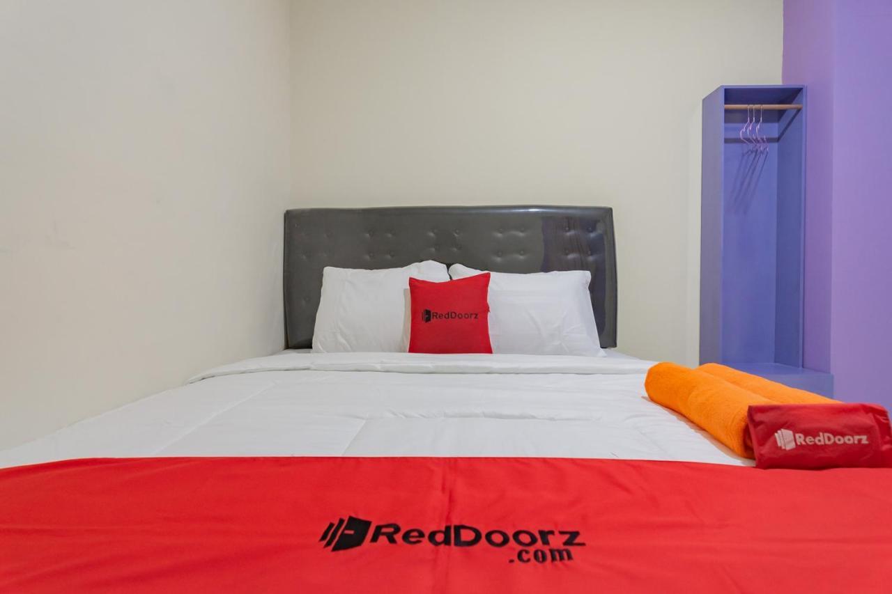Reddoorz Near Trans Studio Bandung 3 Kültér fotó