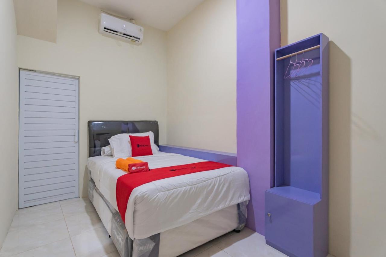 Reddoorz Near Trans Studio Bandung 3 Kültér fotó